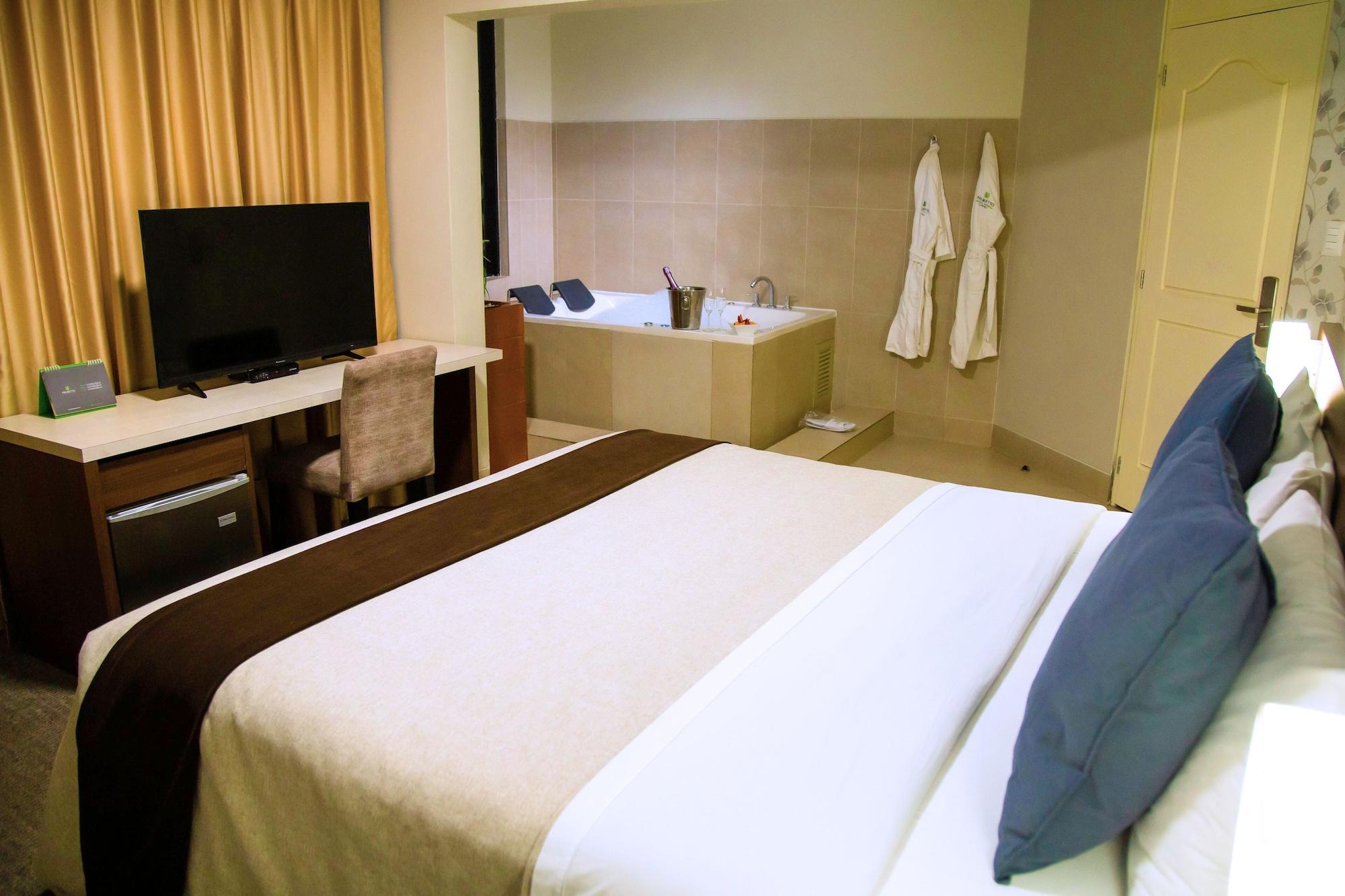 Palmetto Hotel Business La Perla Hotel Lima
