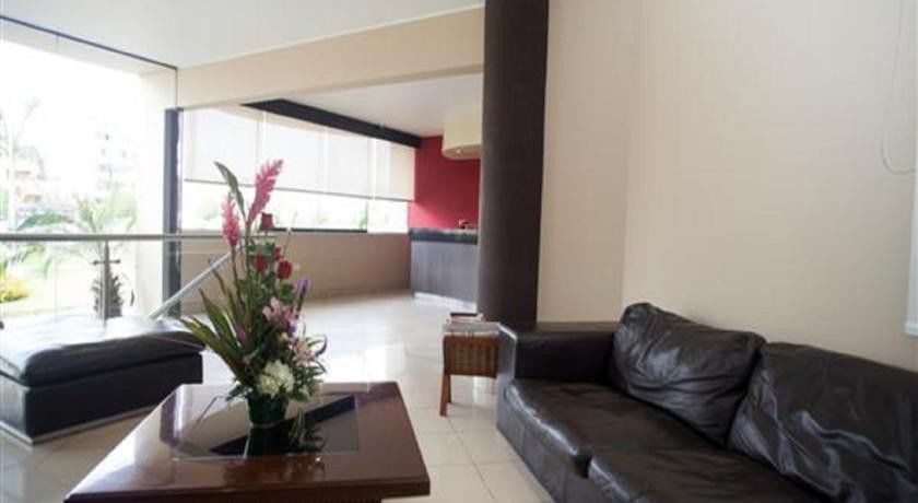 Palmetto Hotel Business La Perla Lima