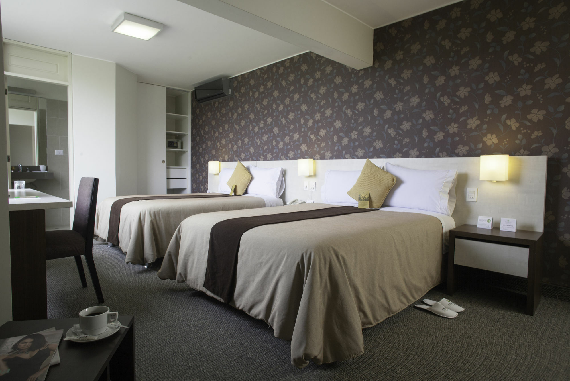 Palmetto Hotel Business La Perla Hotel 3*