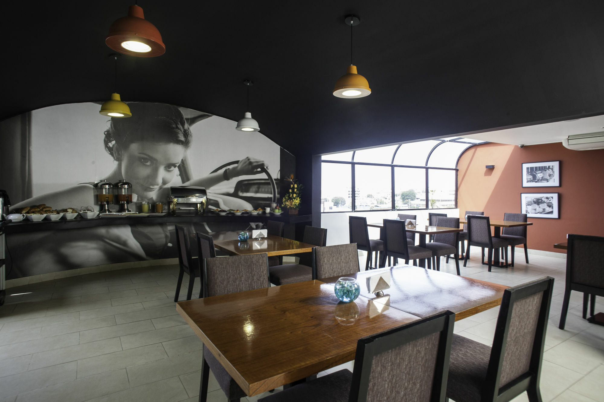 Palmetto Hotel Business La Perla 3*